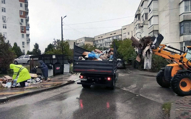 Вывоз мусора 15 октября 2026