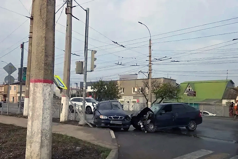 Дтп симферополь 29-10-26