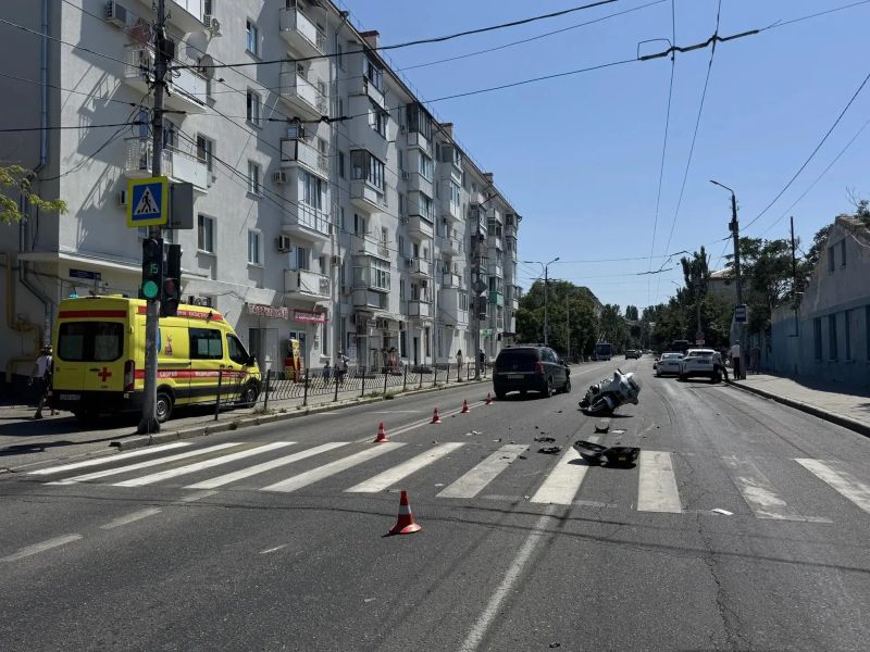 Байкер получил травмы в ДТП в Севастополе (ФОТО)