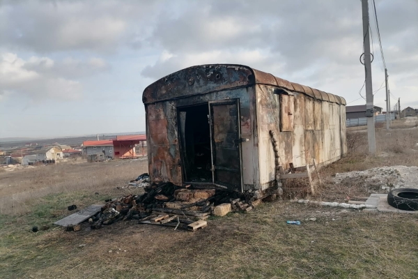 Прокуратура взяла под контроль дело о гибели женщины на пожаре в Крыму