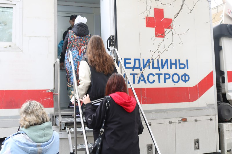 Почти 328 тысяч человек привились от гриппа в Крыму и Севастополе