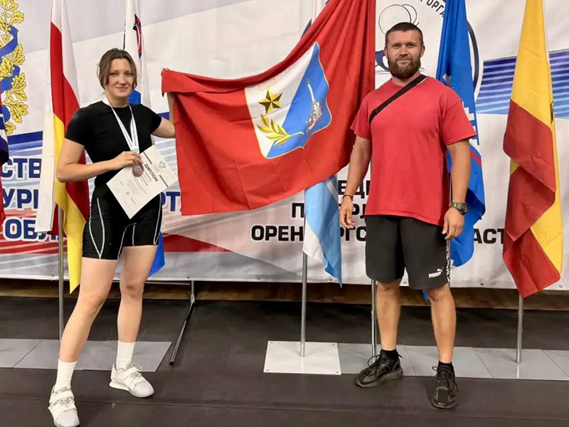 Севастопольская спортсменка Анна Перминова взяла «серебро» первенства России по пауэрлифтингу