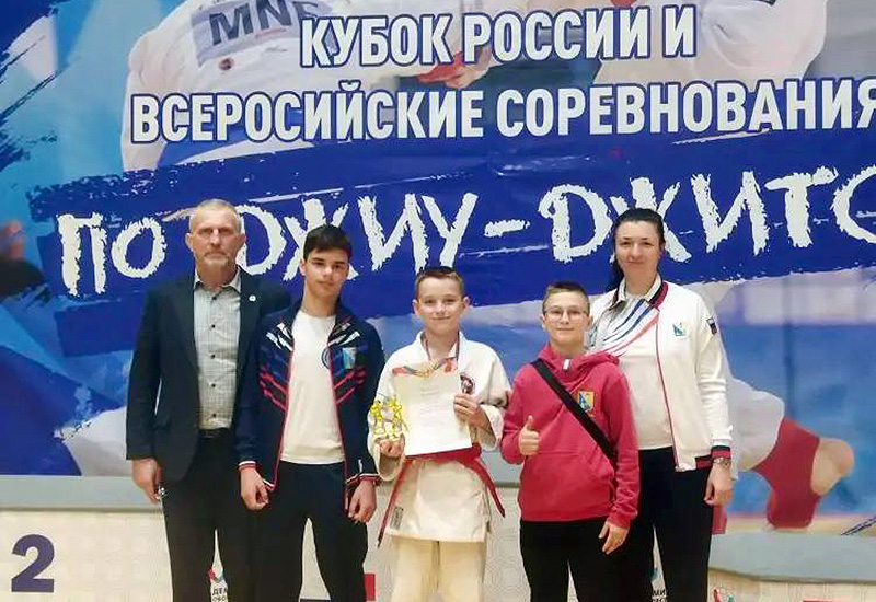 Юные севастопольцы завоевали медали всероссийских соревнований по джиу-джитсу