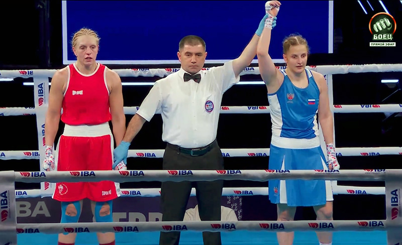 Севастопольская спортсменка Елена Гапешина вышла в четвертьфинал ЧМ по боксу
