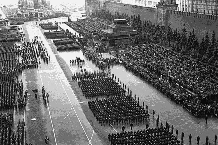 24 июня: День Парада Победы 1945 года, День Чувашской Республики, Международные дни феи и женщин в дипломатии