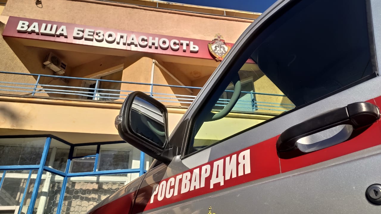 40-летний приезжий похитил из кассы севастопольского зоомагазина 600 рублей