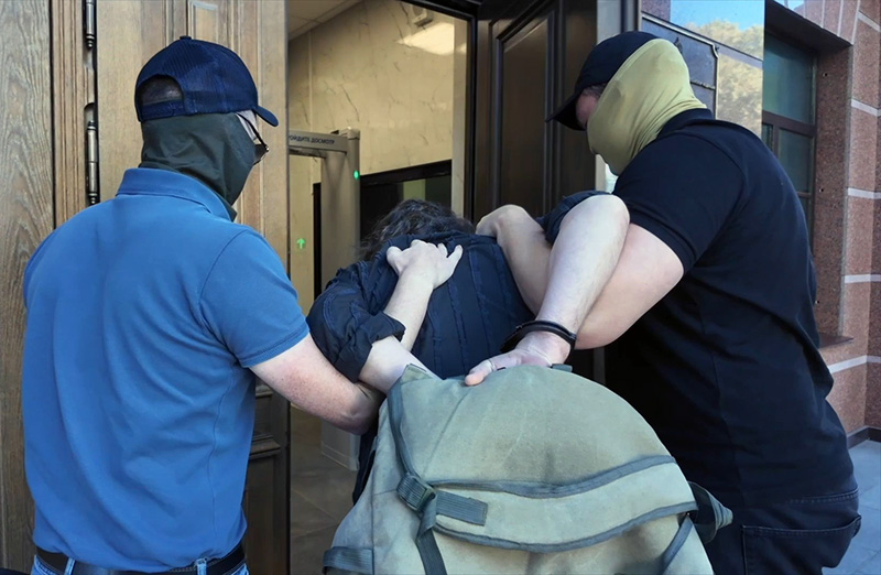 ФСБ задержала керчанина за оправдание терроризма