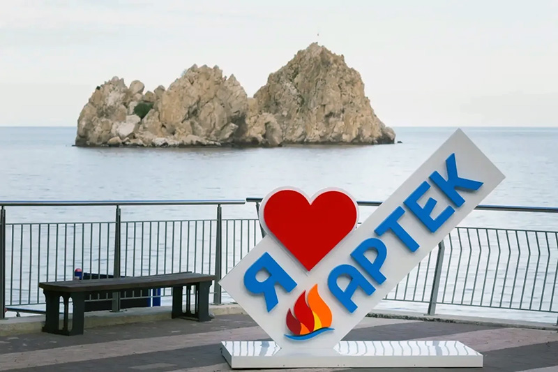 Крымские спортивные базы и МДЦ «Артек» снова принимают детей Севастополя и Крыма