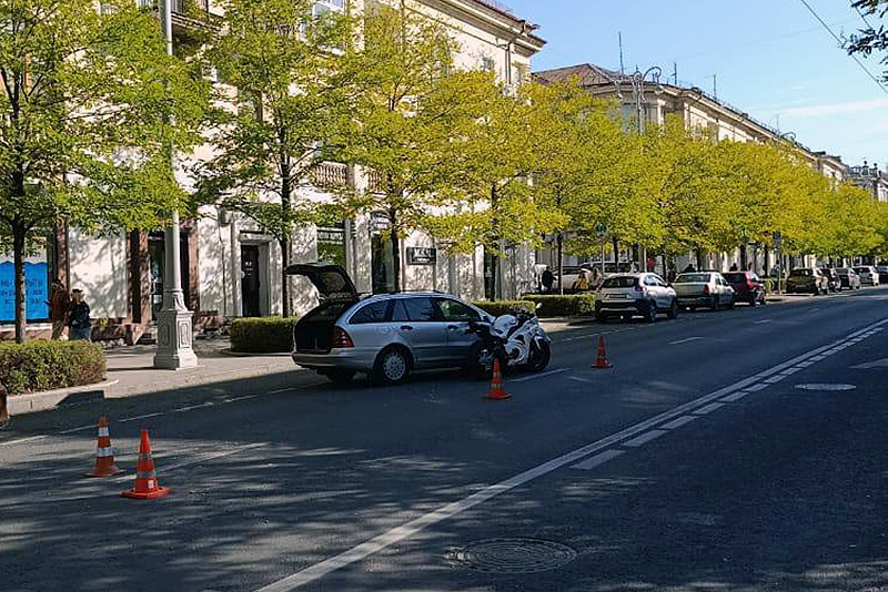 Пострадавший на Большой Морской мопедист в автошколе не учился и ездил с «липовыми» правами