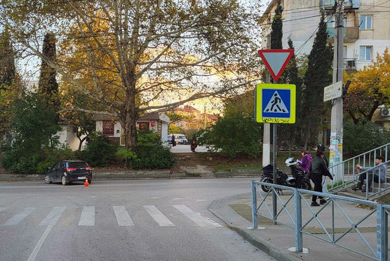 В Севастополе сегодня в ДТП пострадал еще один несовершеннолетний мопедист
