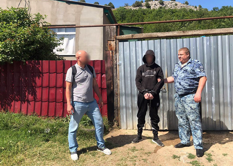 Севастополец ответит в суде за половые преступления против малолетней падчерицы