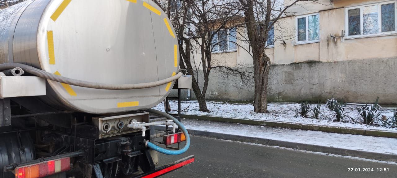 Севастопольцы могут за рубль набрать воды в 14 автоматах Водограя