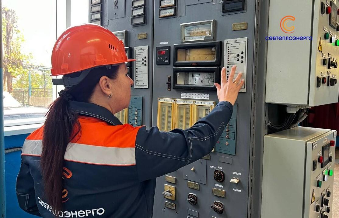 В социальные объекты Севастополя начинает поступать тепло