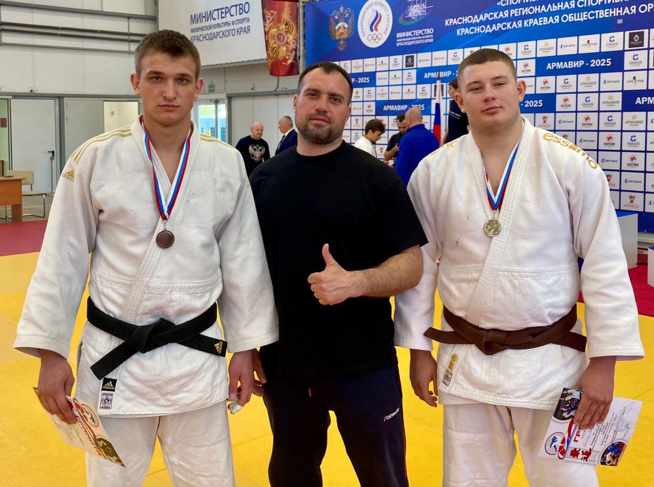 Спортсмены из Севастополя заняли призовые места на межрегиональных соревнованиях по дзюдо