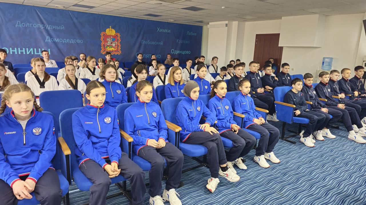 Севастопольская тхэквондистка приняла участие в первенстве Мира в ОАЭ (ФОТО)
