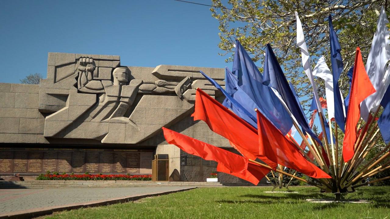 В праздничный день в Крыму и Севастополе будет тепло и сухо (прогноз погоды на 4 ноября)