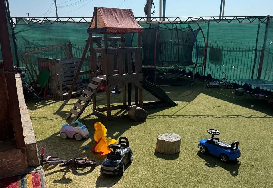 Суд запретил работу нелегального детского учреждения в Казачьей бухте Севастополя