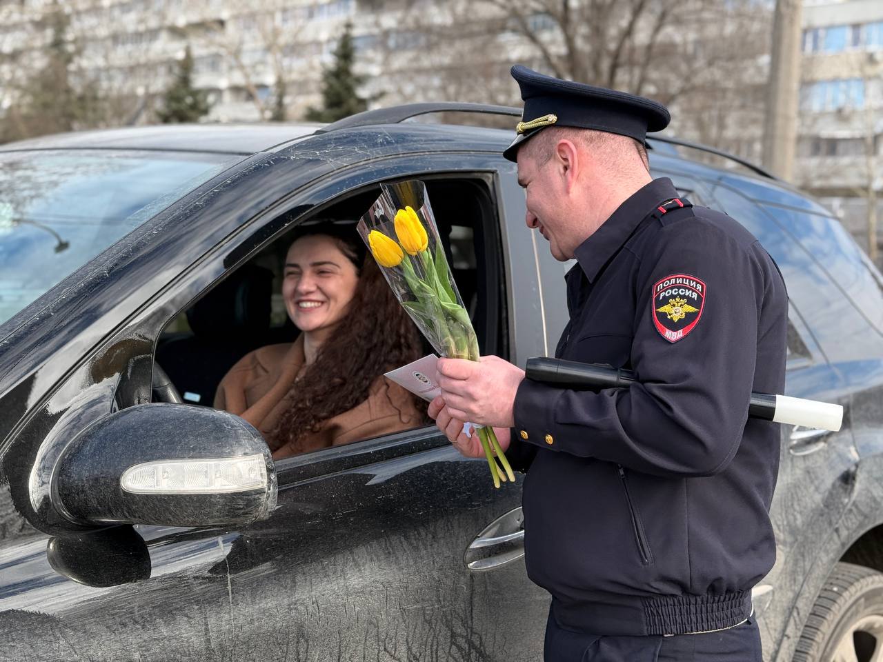 «Цветы для автоледи» вручили в Крыму