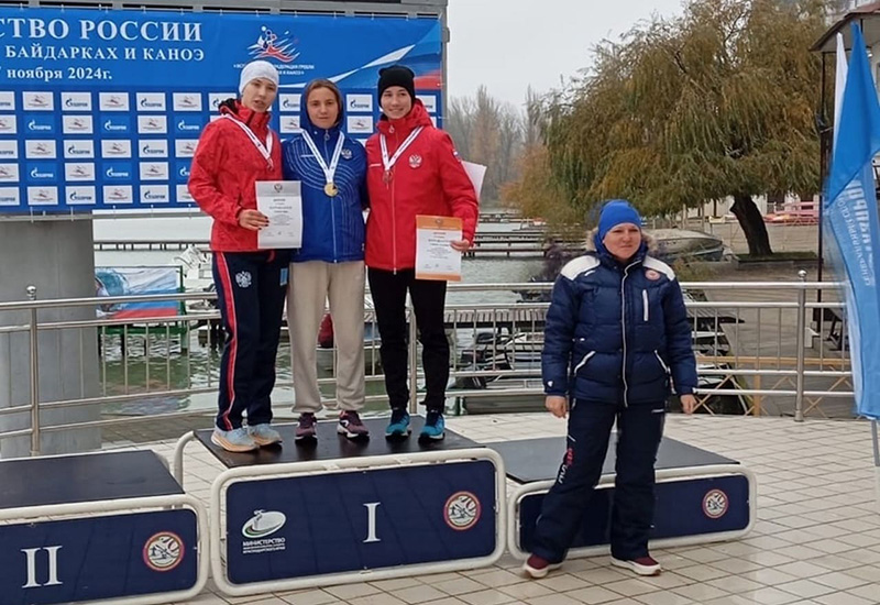 Севастопольская спортсменка Полина Никитенко завоевала три награды первенства России по гребле
