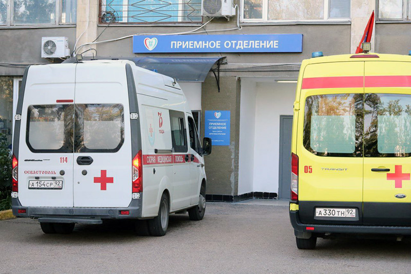 Как будут работать медучреждения Севастополя в новогодние праздники?