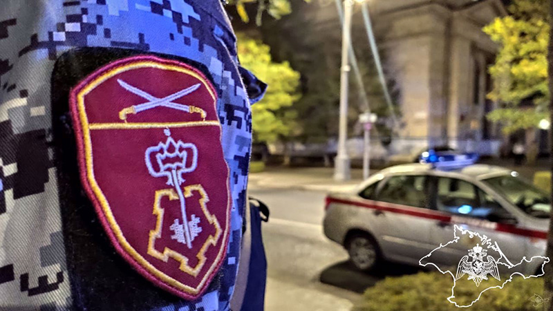 В Севастополе росгвардейцы задержали заезжего дебошира, находившегося в оперативном розыске