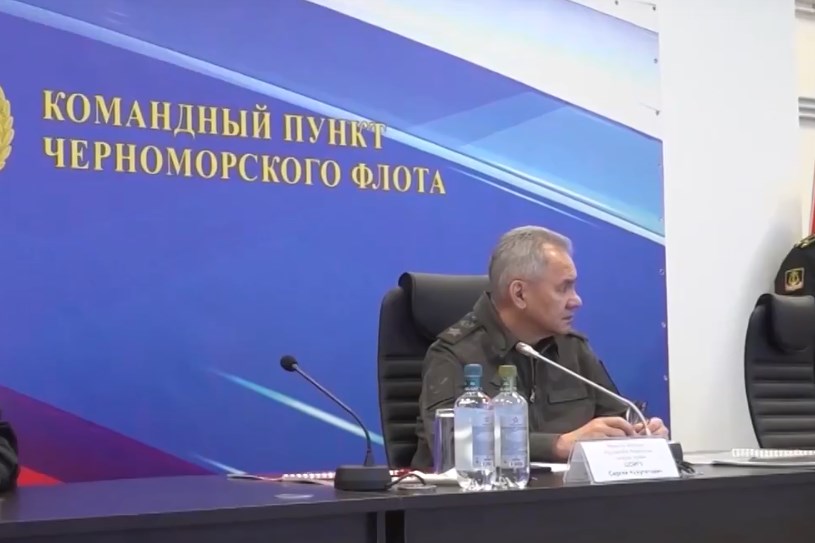 Командный пункт Черноморского флота посетил Сергей Шойгу 