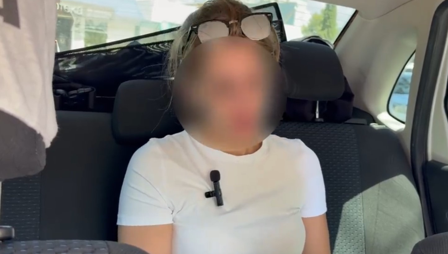 В Севастополе пьяная автоледи перевозила наркотики и пыталась откупиться от сотрудников ГАИ за 200 тысяч рублей (ВИДЕО)
