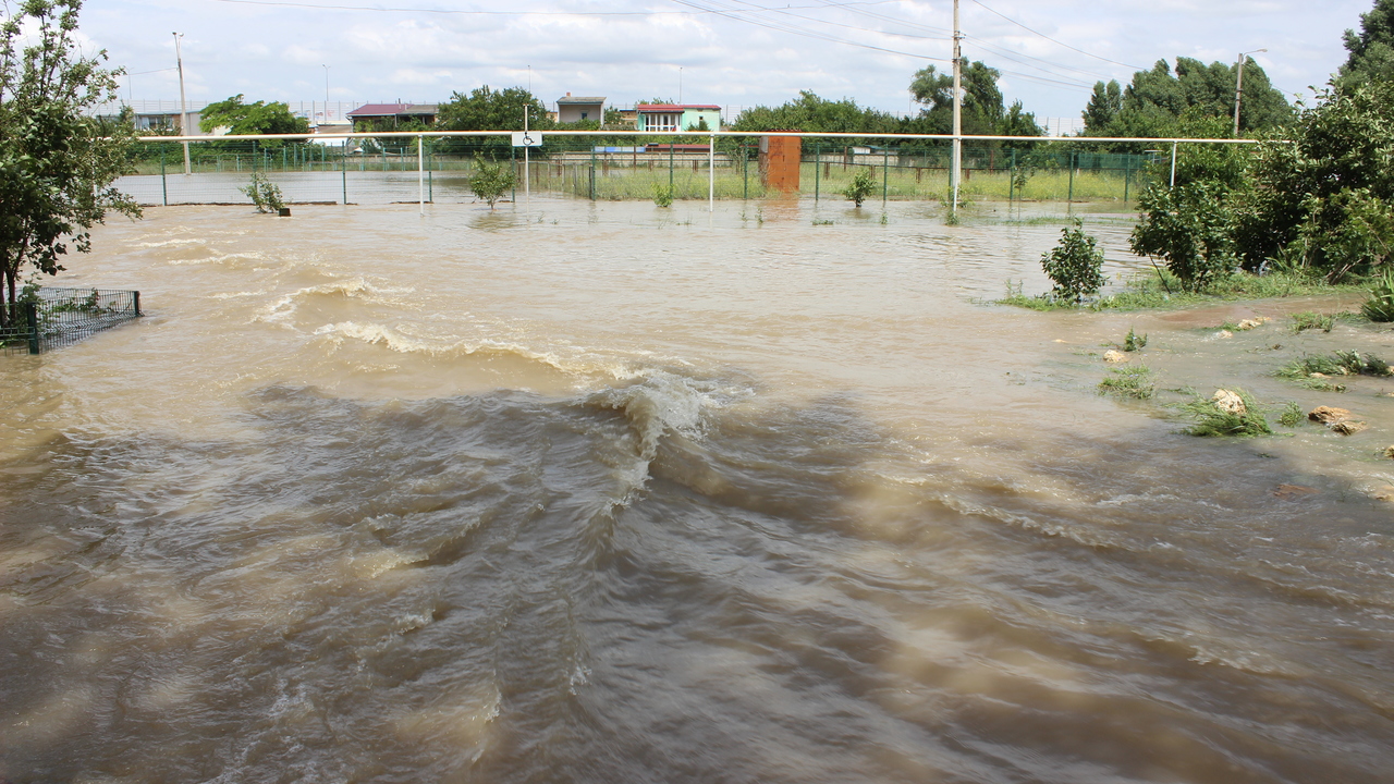 Потоп в новоандреевке. Новости симферополя. Потоп в новоандреевке. Потоп в новоандреевке. Наводнение в симферополе.